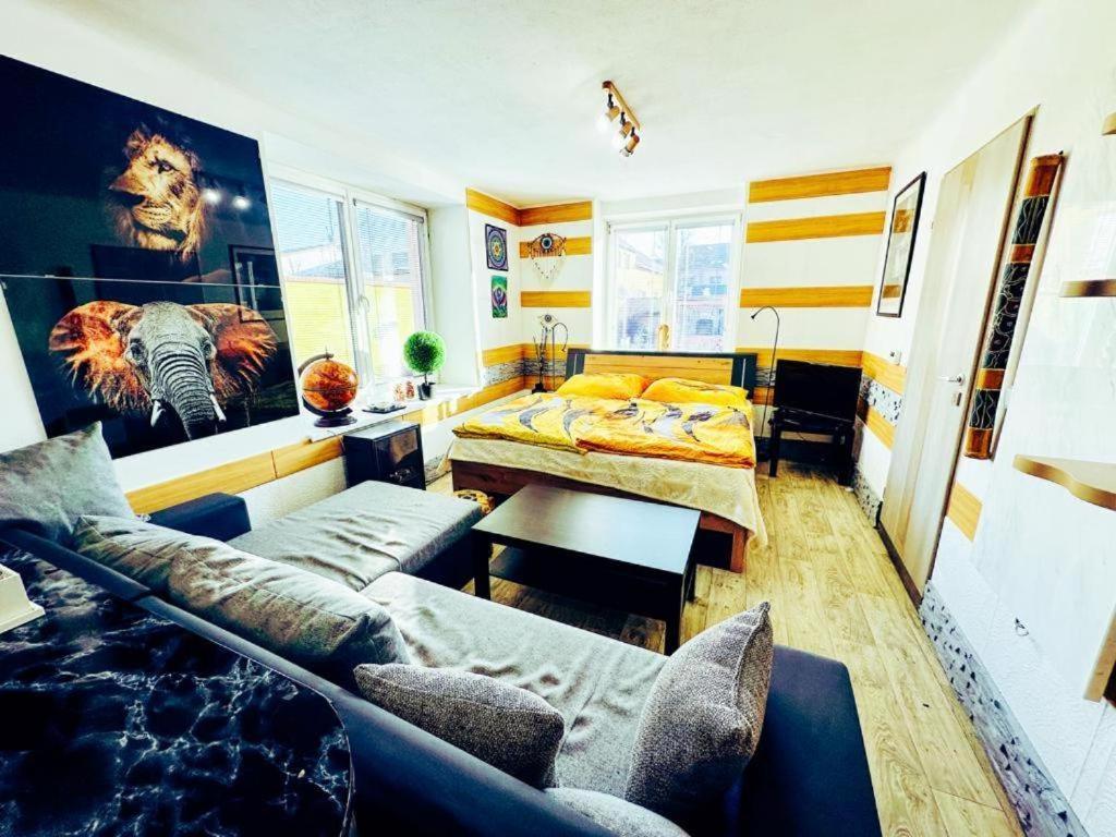 Apartman Pod Hradem Horsovsky Tyn Екстер'єр фото