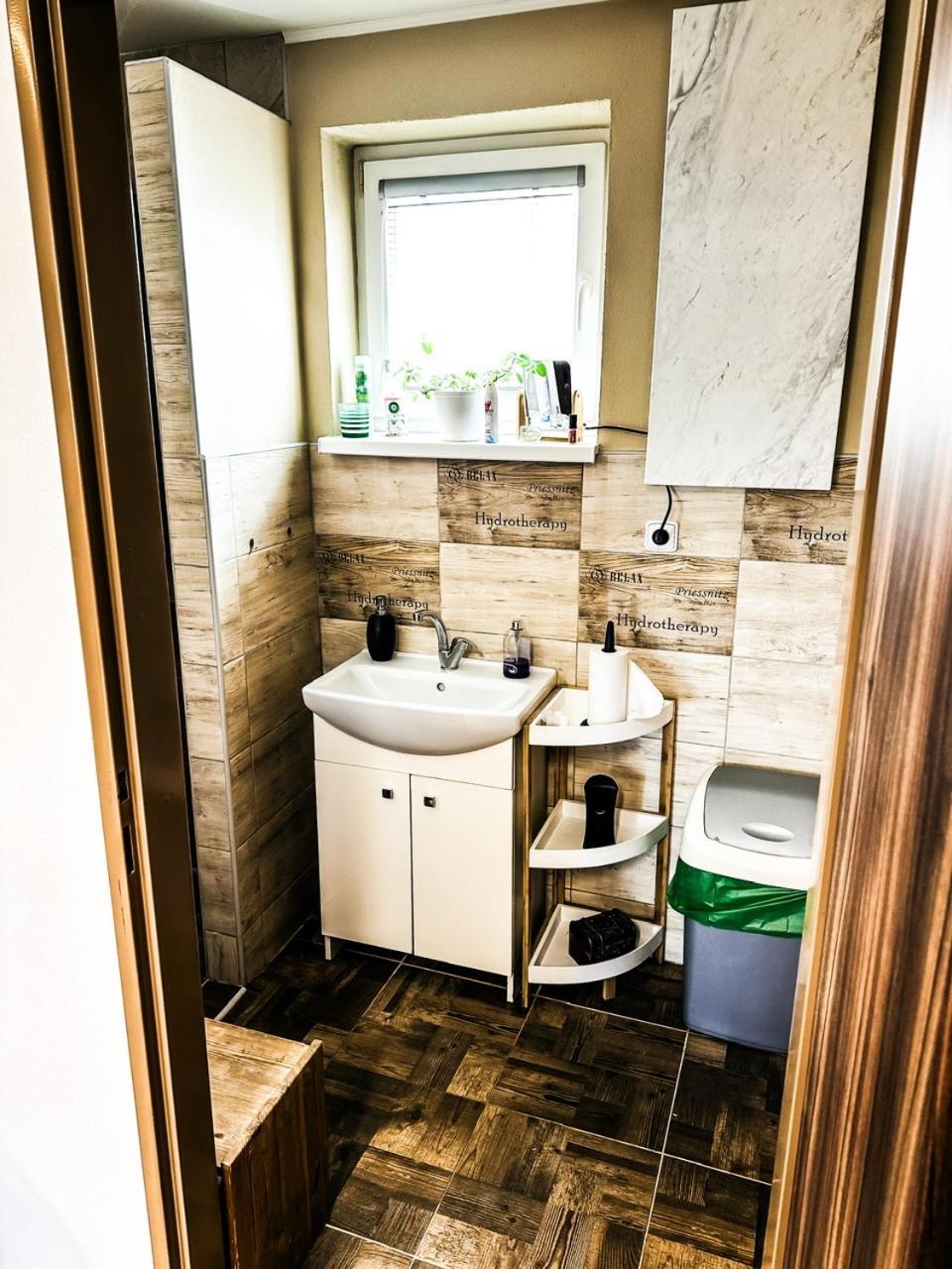 Apartman Pod Hradem Horsovsky Tyn Екстер'єр фото