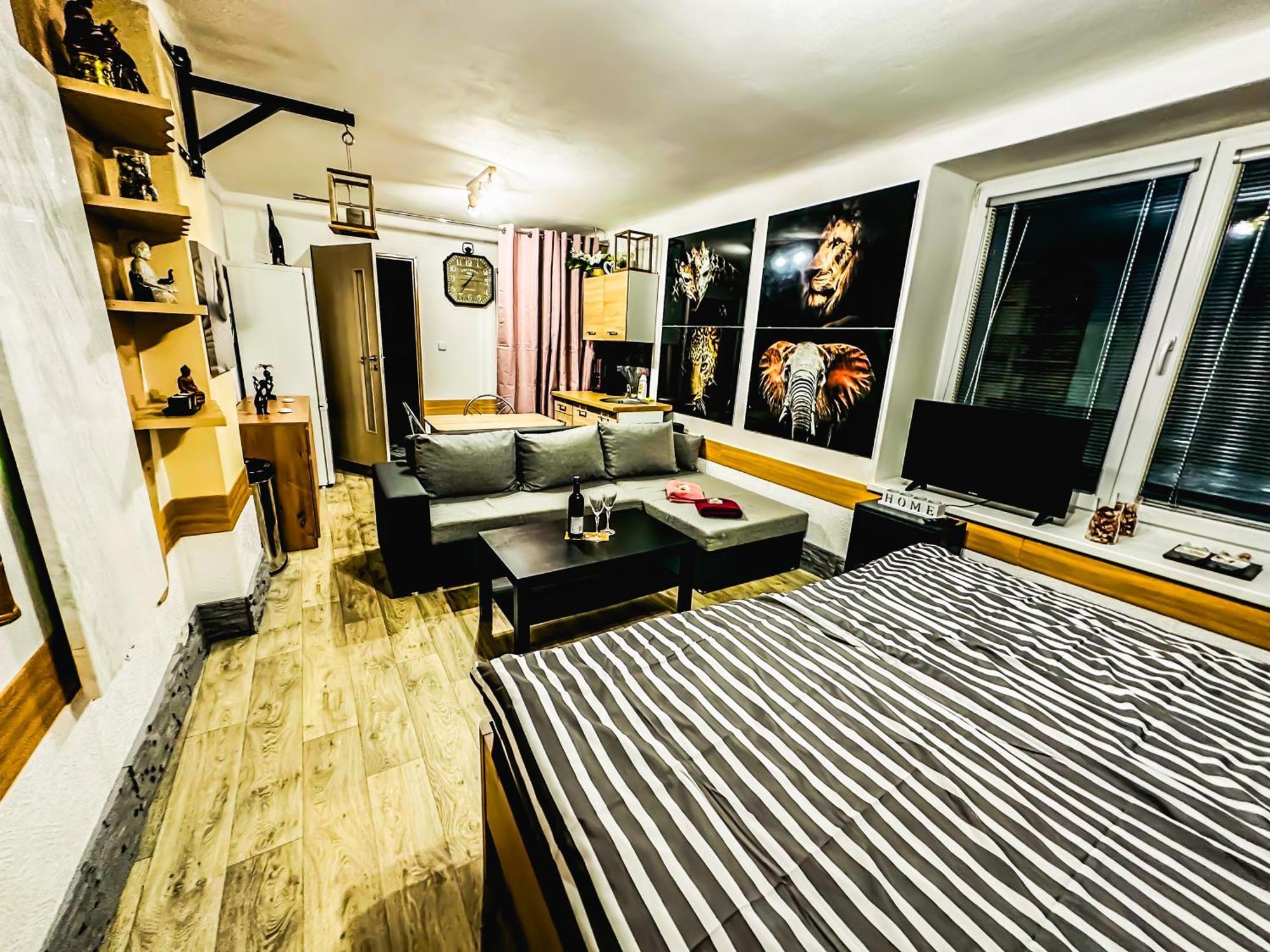 Apartman Pod Hradem Horsovsky Tyn Екстер'єр фото